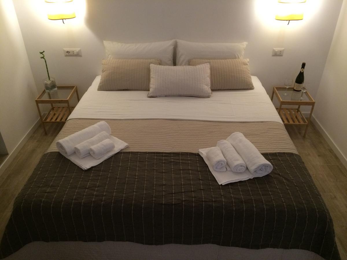 Bed and Breakfast Alloggio Turistico Al Colosseo Řím Exteriér fotografie